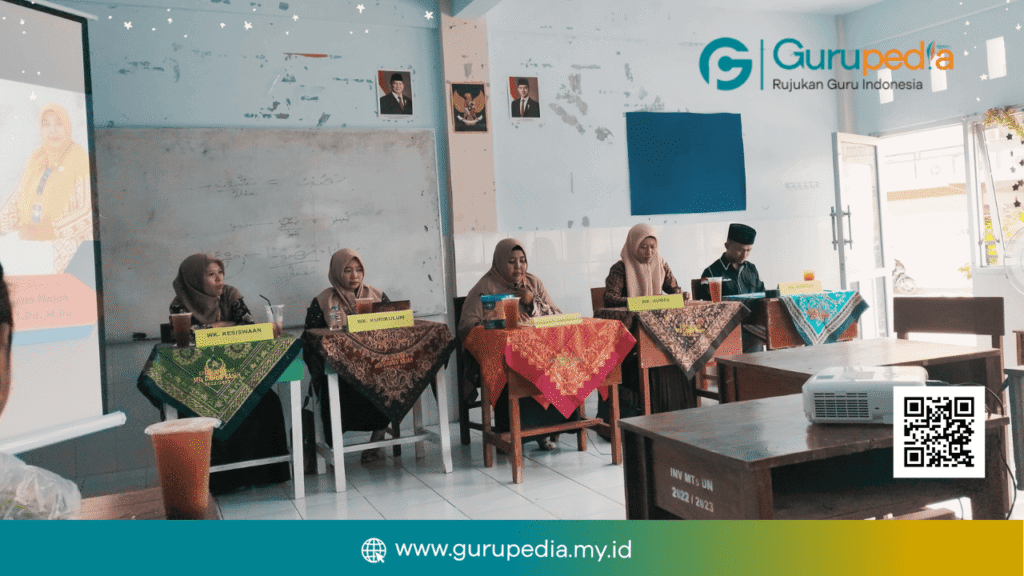 Hadapi Tahun Ajaran: 2025/2026, MTs Darun Najah Gelar Pembinaan Pendidik dan Tenaga Kependidikan Hadapi Tahun Ajaran: 2025/2026, MTs Darun Najah Gelar Pembinaan Pendidik dan Tenaga Kependidikan